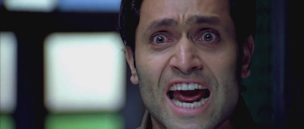 Bhool Bhulaiyaa (2007) BluRay Hindi 720p x264 AVC AAC 2.0 ESub.mkv.0004